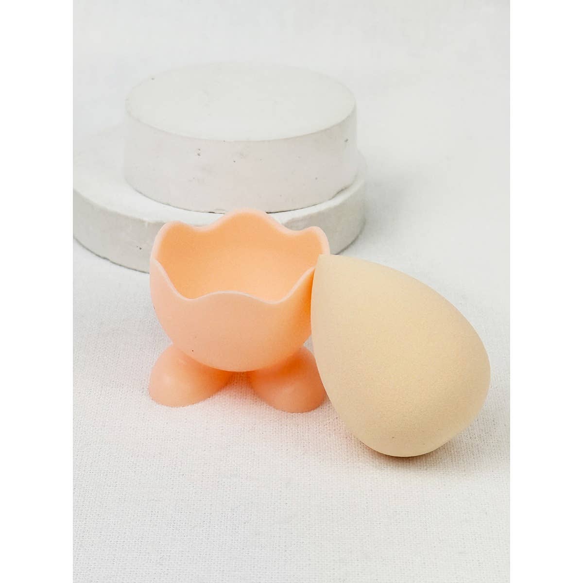 Egg Shell Stand Blending Sponge - Image 2