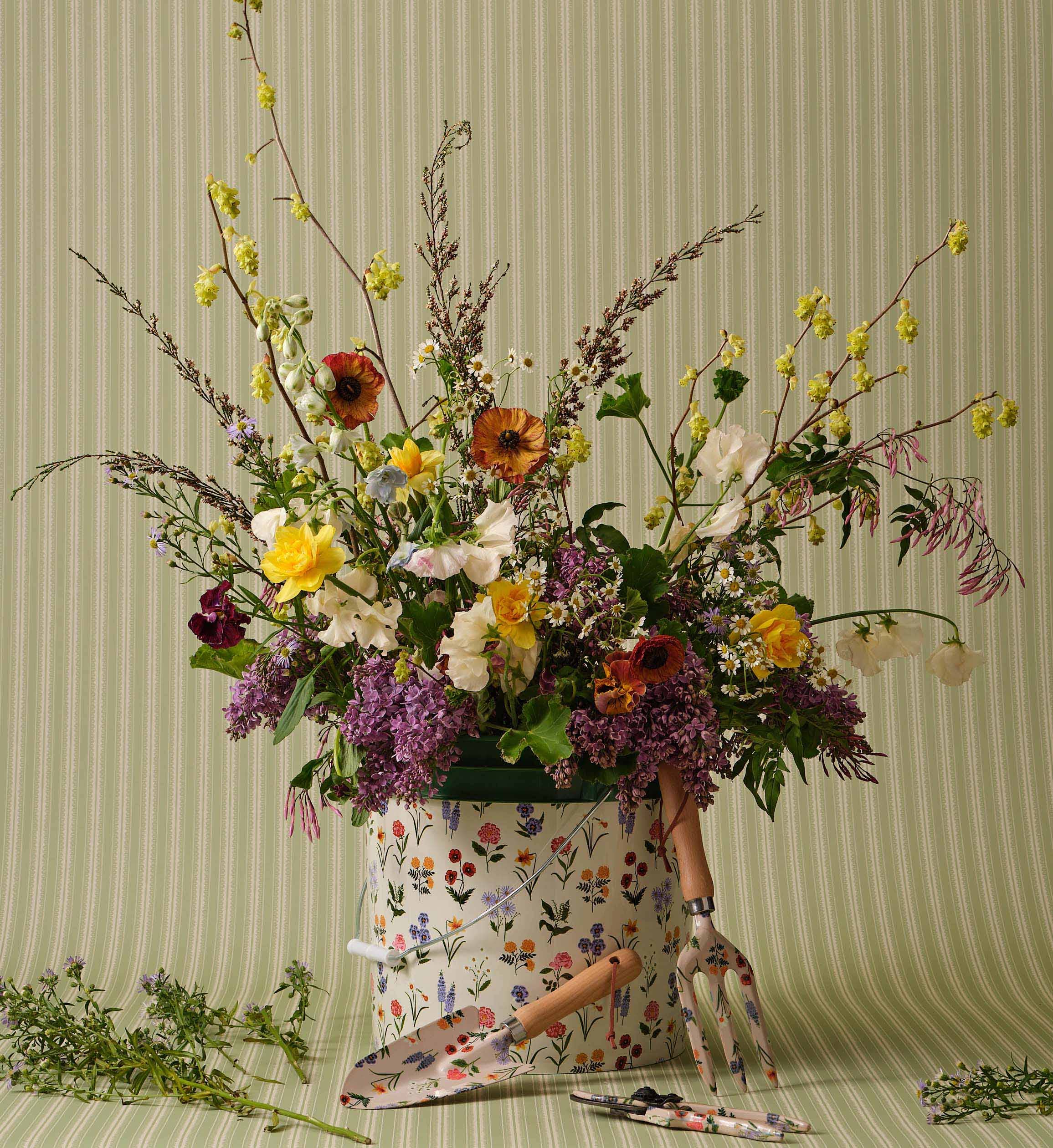 Garden Study 3.5 Gallon Bucket - Image 2
